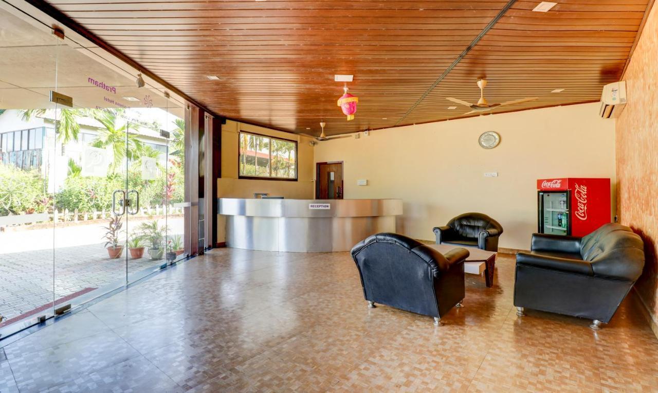 Treebo Trend Pratham Inn Resorts クンダプラ エクステリア 写真